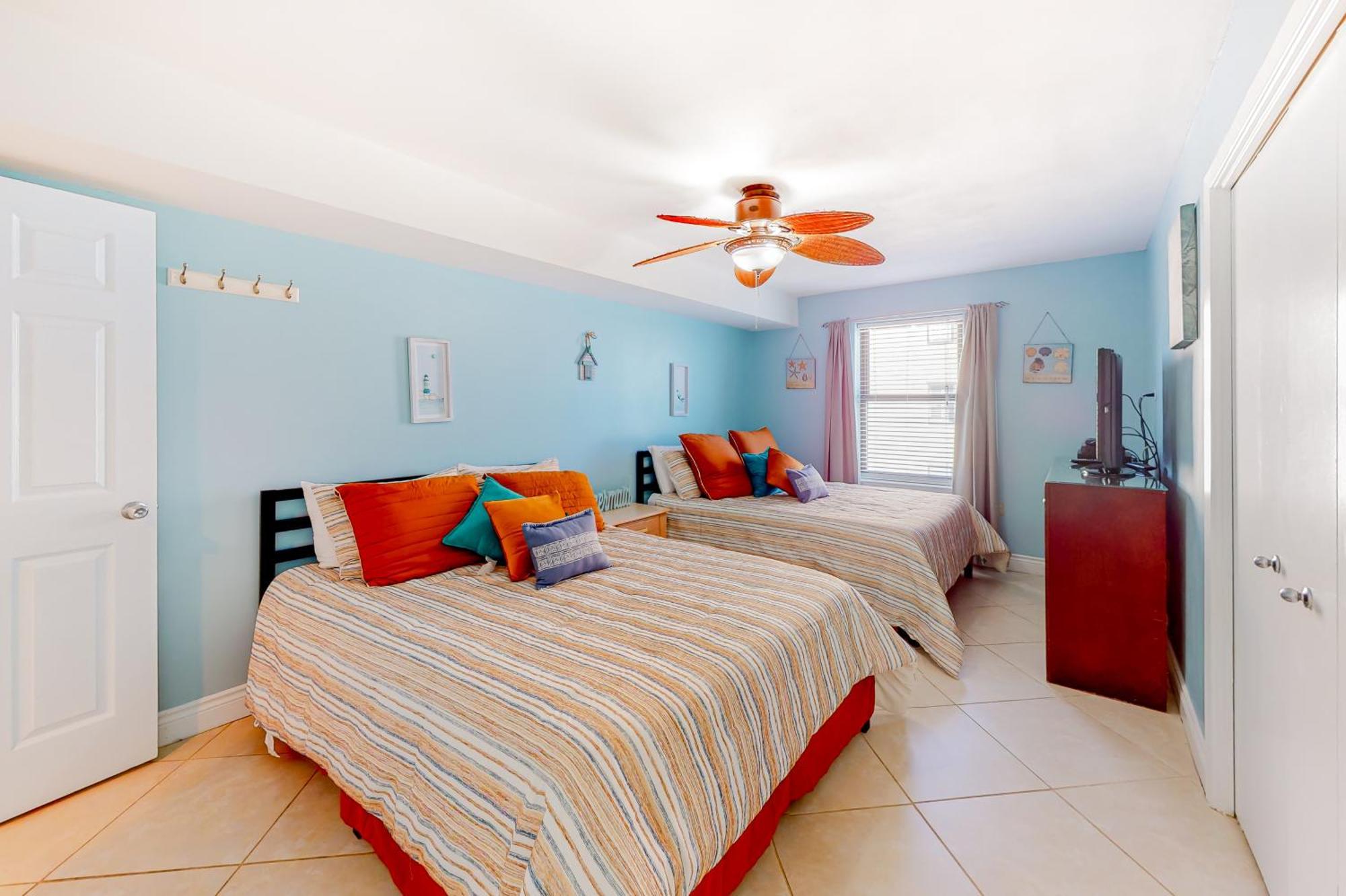 Phoenix Vacation Rentals Orange Beach Oda fotoğraf